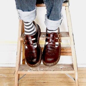 COPY - Cute vintage Doc Marten Mary Janes 🦋